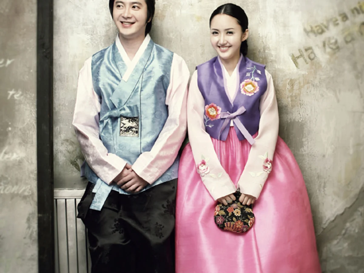 Danhanbok campaign couple in formal hanbok